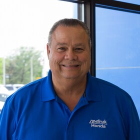 Staff member Roger Barlett from ID_4e13c5212771