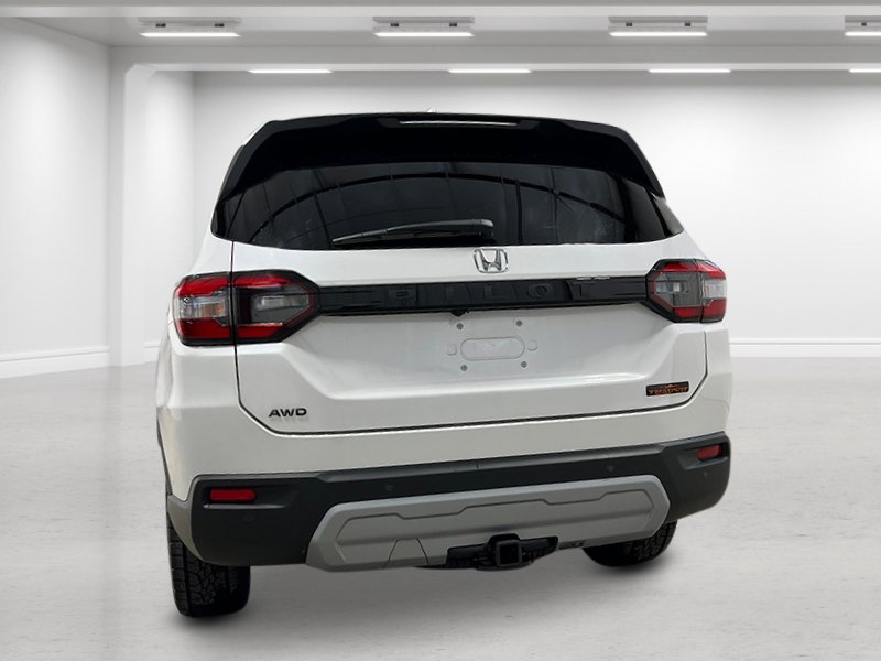 2025 Honda Pilot TrailSport photo 5