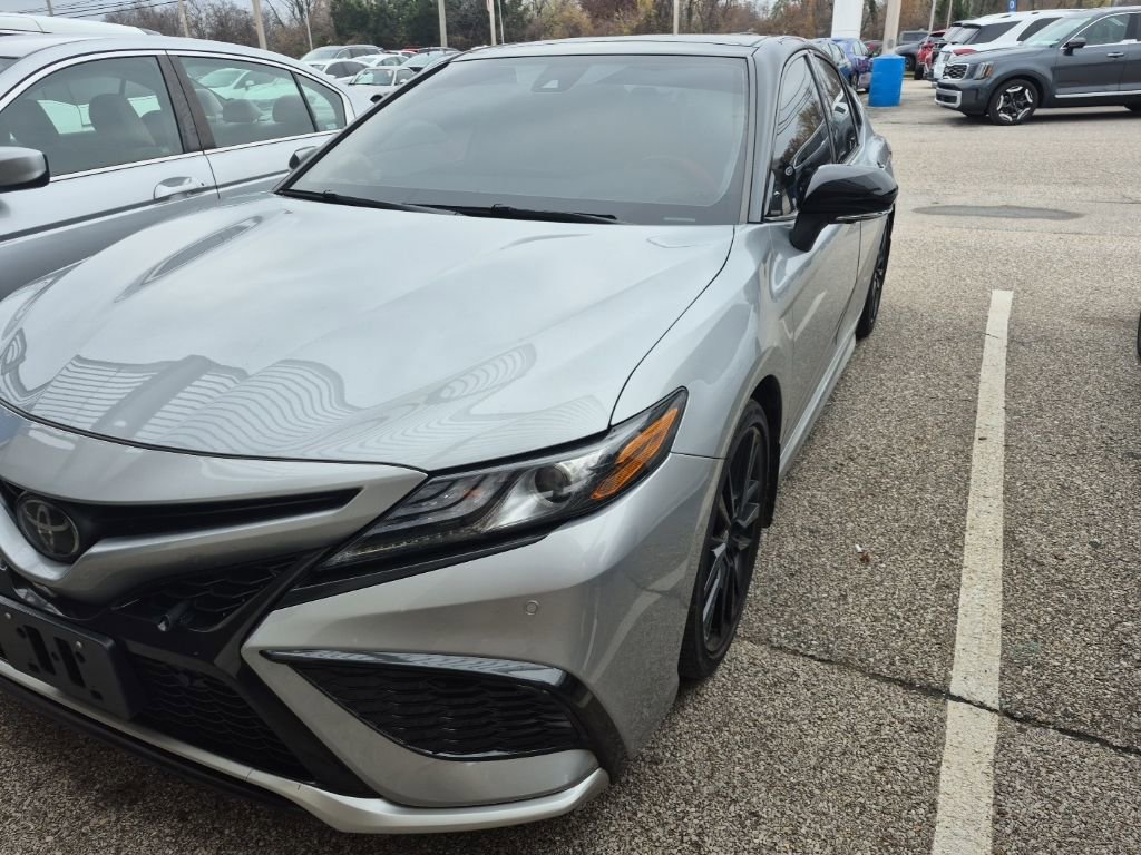 2023 Toyota Camry XSE V6 photo 2