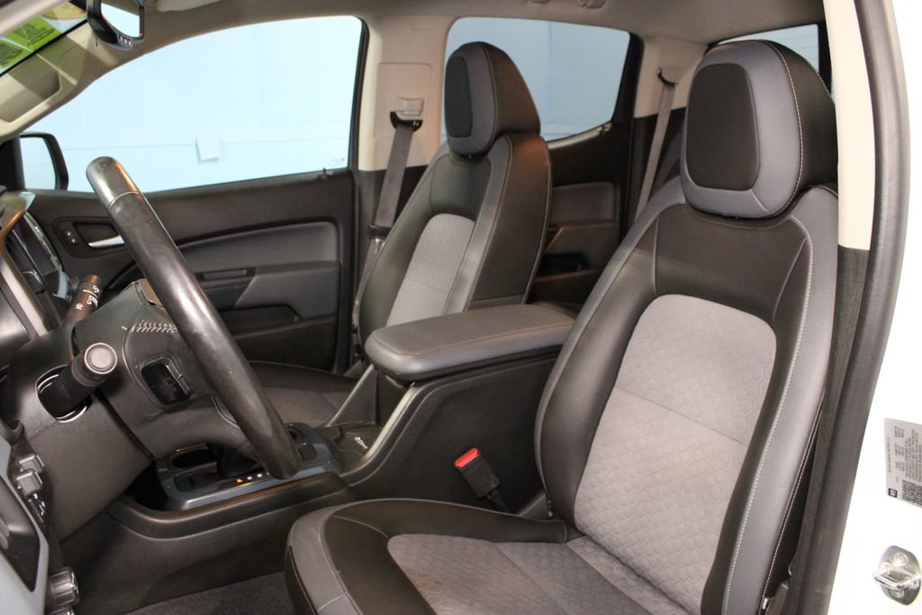 2022 Chevrolet Colorado Z71 photo 3