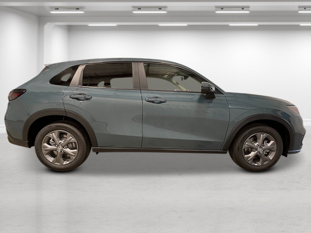 2026 Honda HR-V LX photo 3