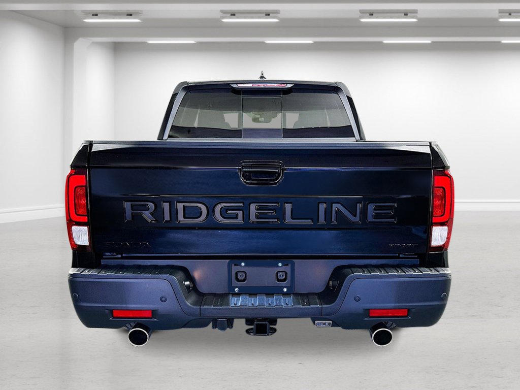 2026 Honda Ridgeline Black Edition photo 4