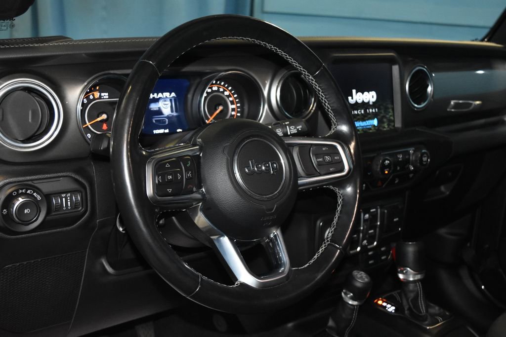 2021 Jeep Wrangler Unlimited Sahara photo 2