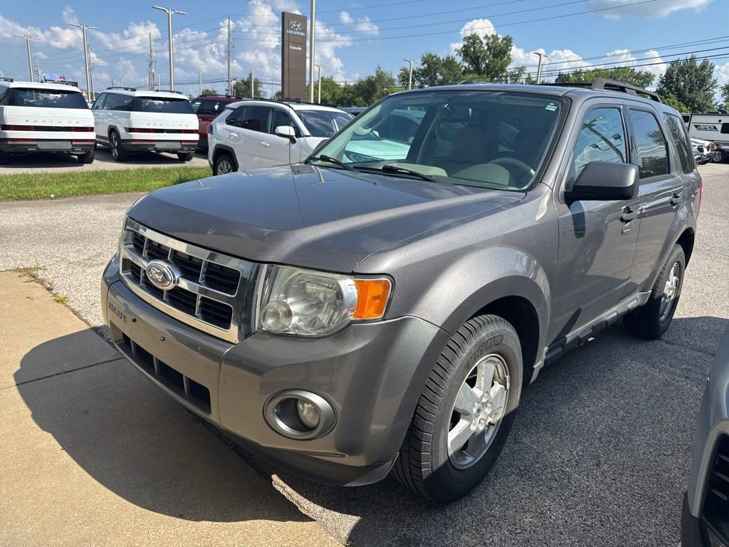 2011 Ford Escape XLT Sport photo 2