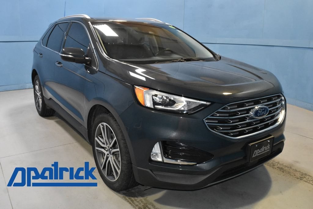 2019 Ford Edge Titanium's photo
