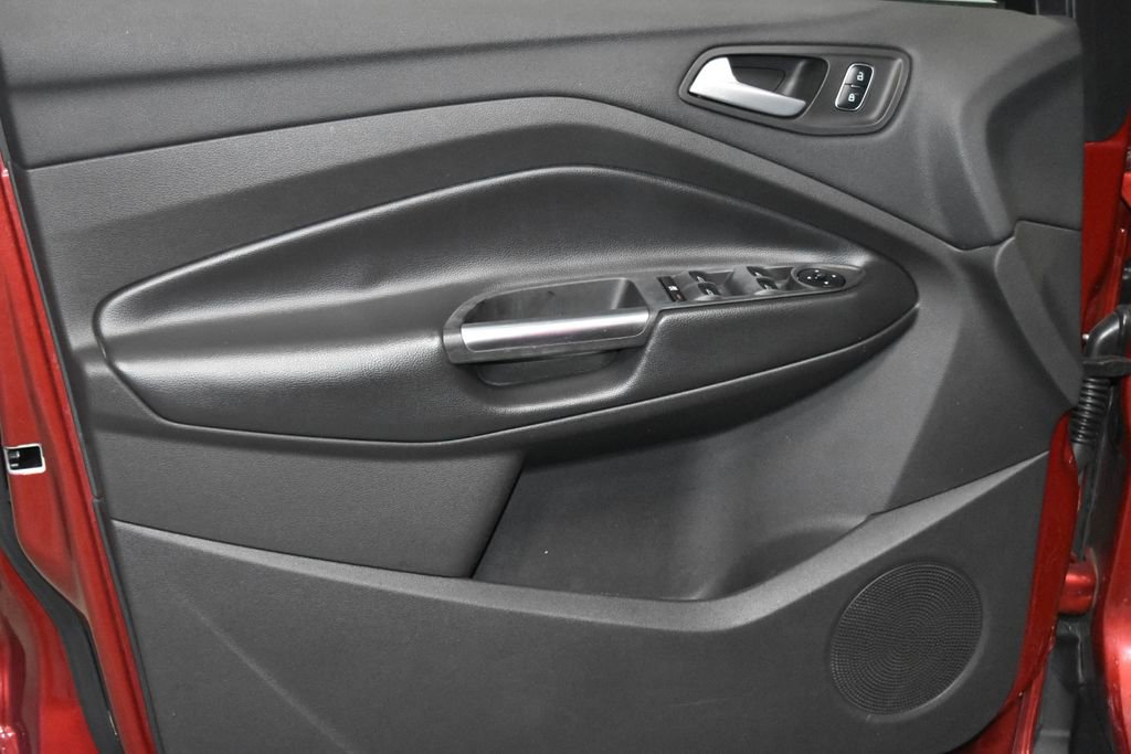 2018 Ford Escape SE Sport photo 3