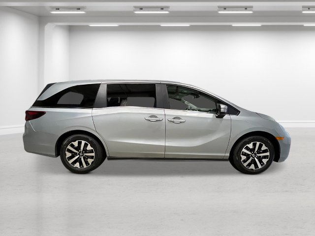2026 Honda Odyssey EX-L photo 3