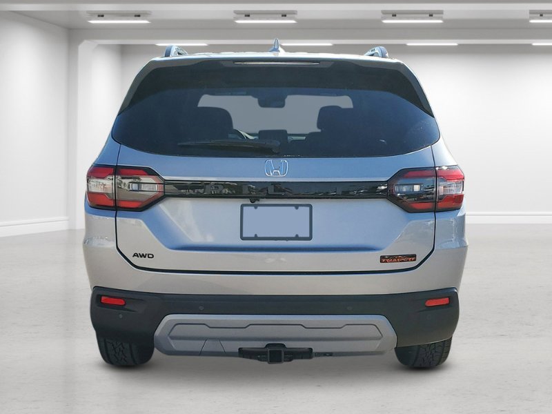 2025 Honda Pilot TrailSport photo 3