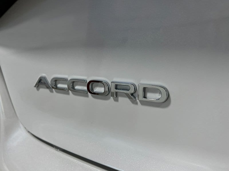 2025 Honda Accord LX - Photo 9