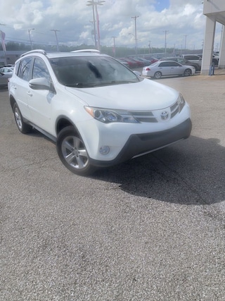 2014 Toyota RAV4 XLE 4D Sport Utility JTMWFREV2EJ004649