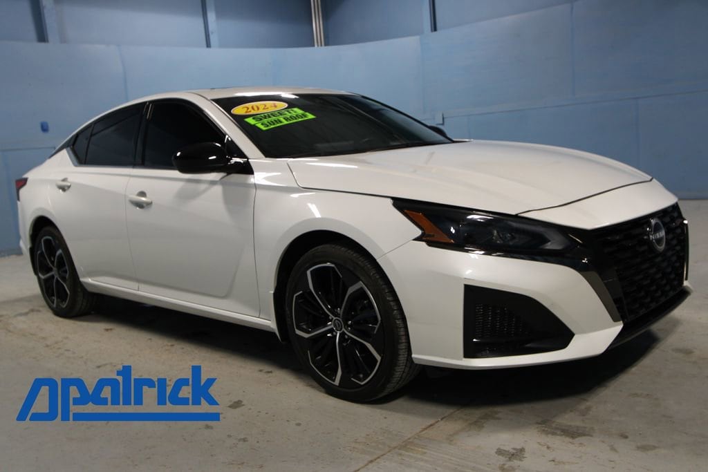 2024 Nissan Altima SR