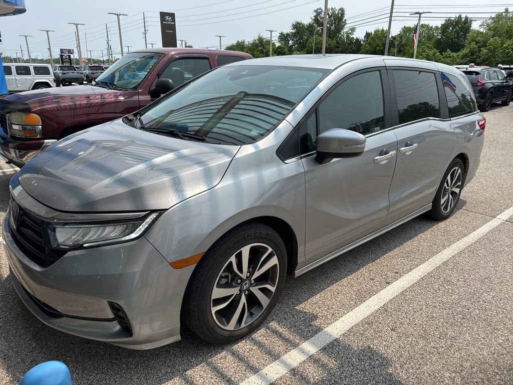 Used 2024 Honda Odyssey Touring with VIN 5FNRL6H82RB025766 for sale in Evansville, IN