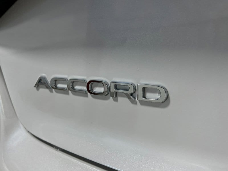 2025 Honda Accord LX - Photo 9