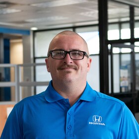 Staff member James Turnbloom from ID_4e13c5212771