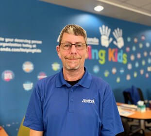 Staff member Chris Muffet from ID_4e13c5212771