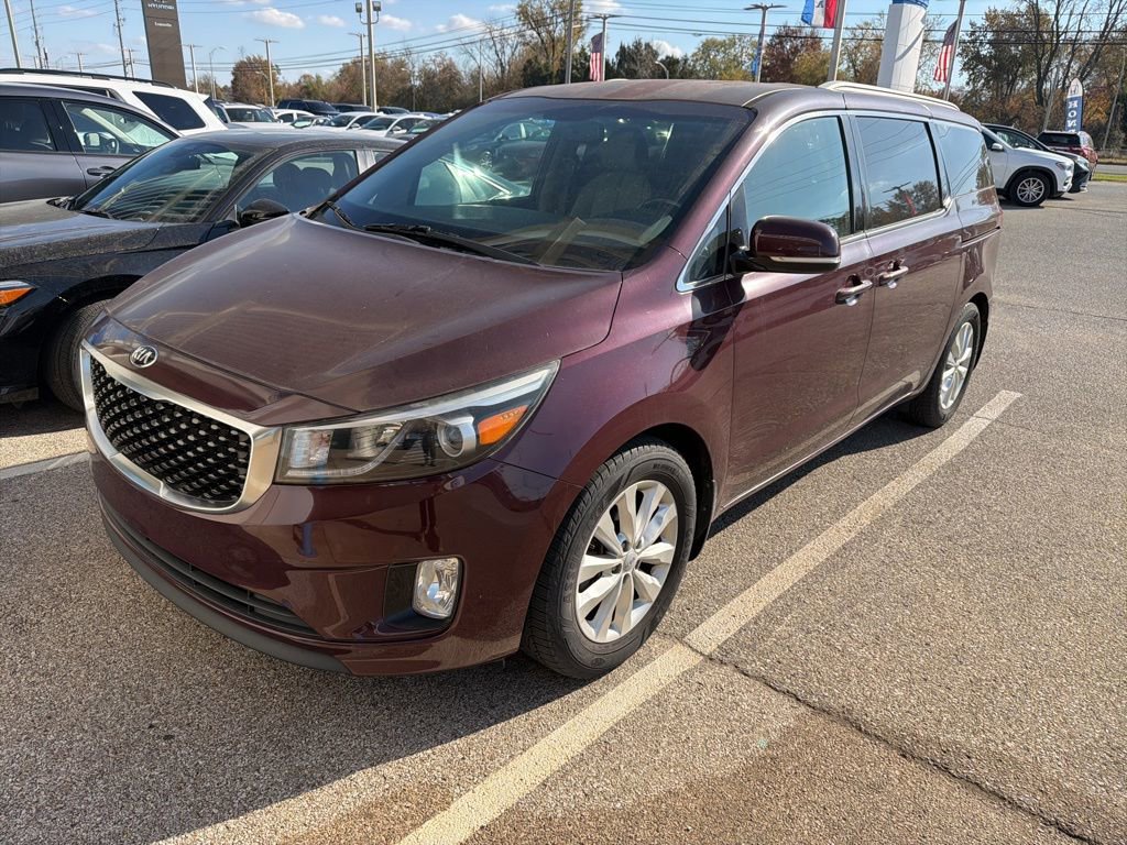2015 Kia Sedona EX photo 2
