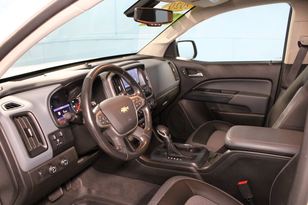 2022 Chevrolet Colorado Z71 photo 2