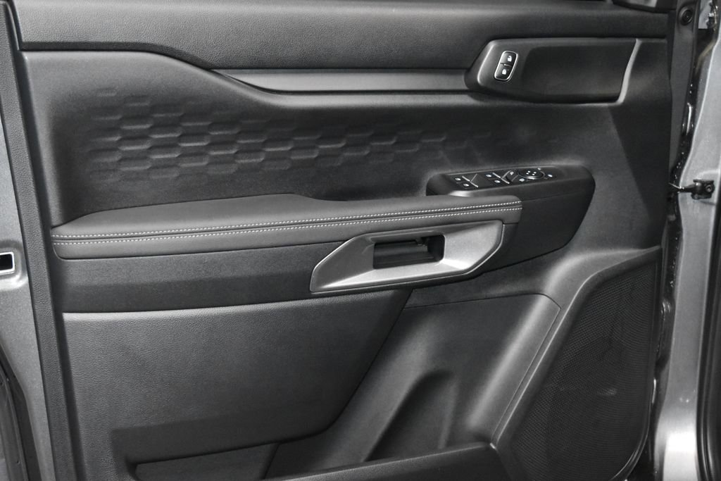2025 Ford Ranger XLT photo 3