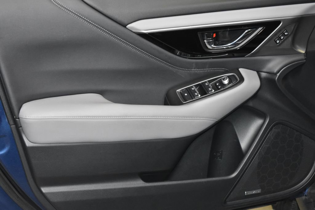 2022 Subaru Outback Limited Sport photo 3