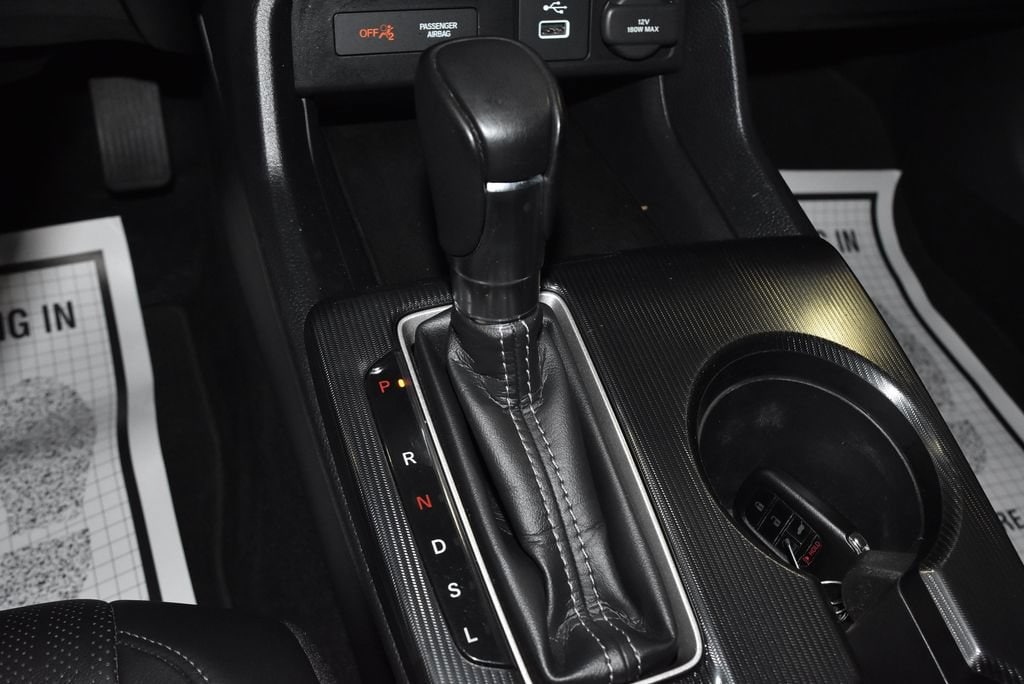 2024 Honda Civic Hatchback EX-L - Photo 16