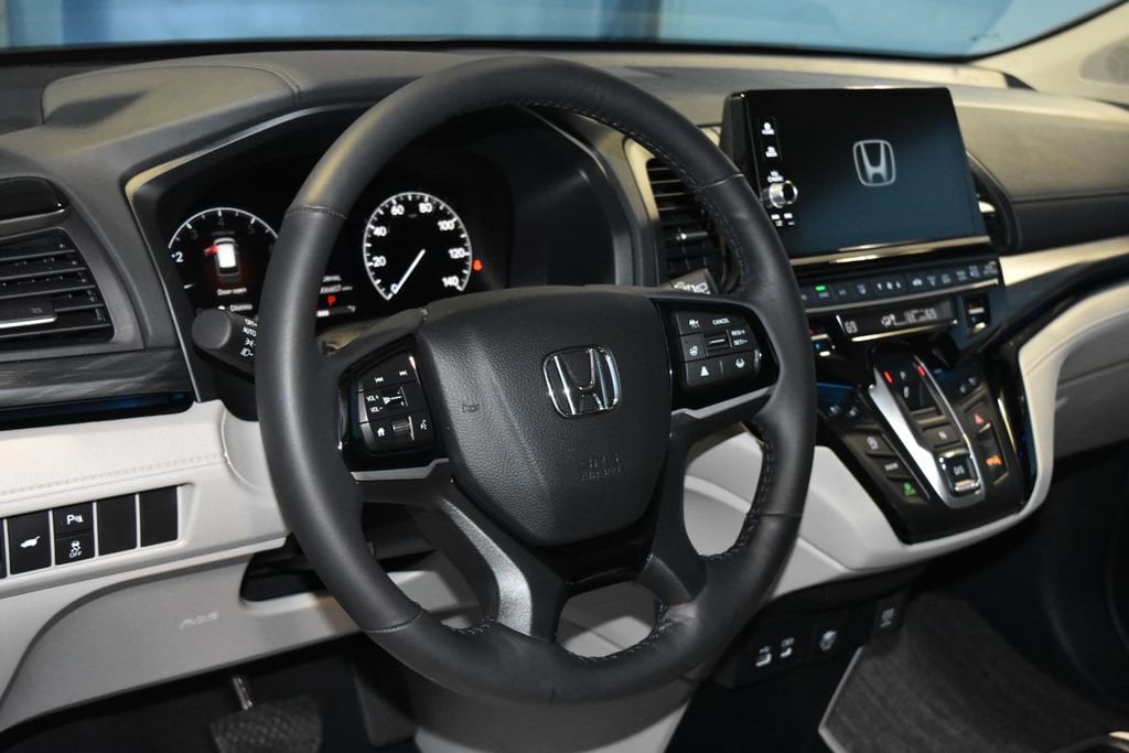 Used 2025 Honda Odyssey Elite with VIN 5FNRL6H95SB011763 for sale in Evansville, IN