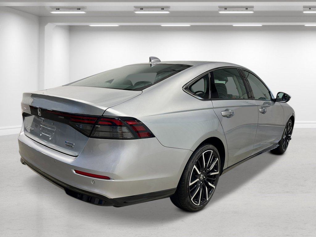 2025 Honda Accord Hybrid Touring photo 4