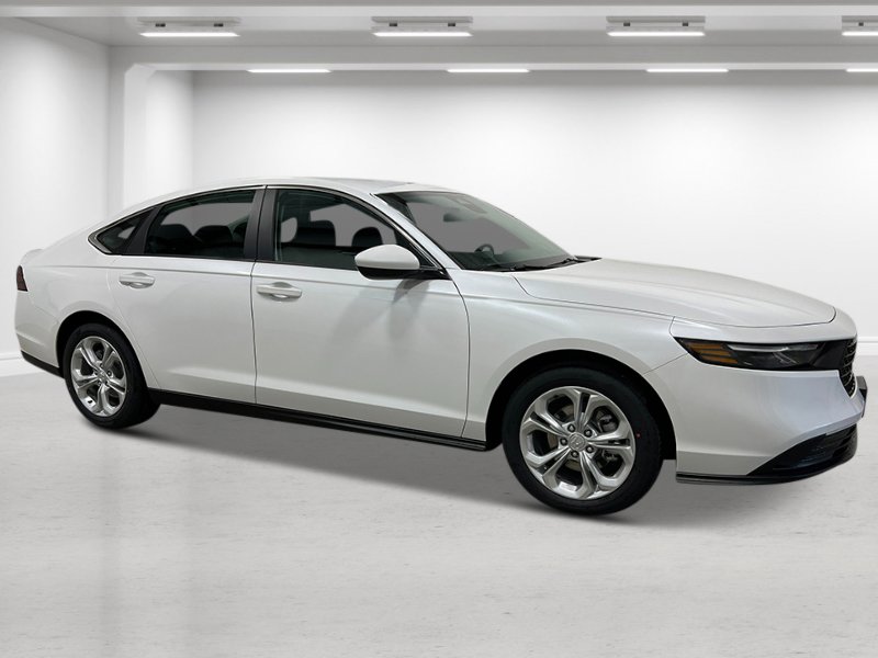 2025 Honda Accord LX photo 3