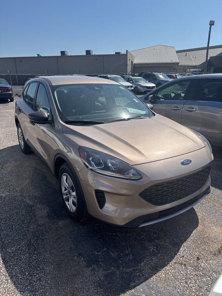 2020 Ford Escape Sport photo 2