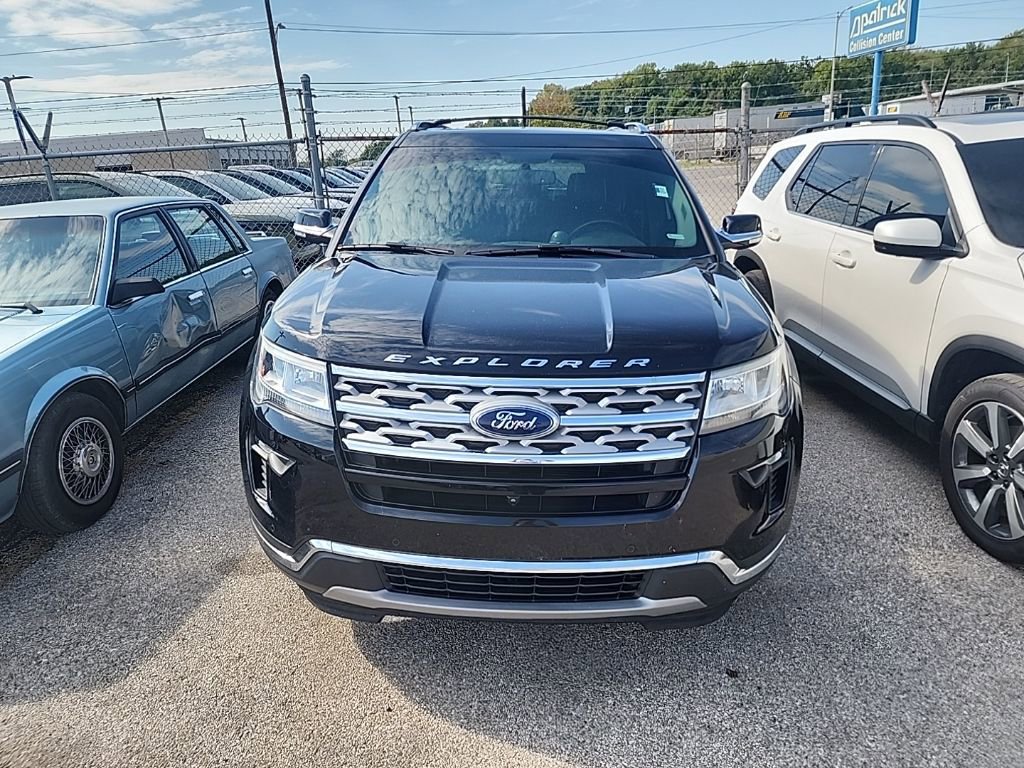2019 Ford Explorer Limited photo 2