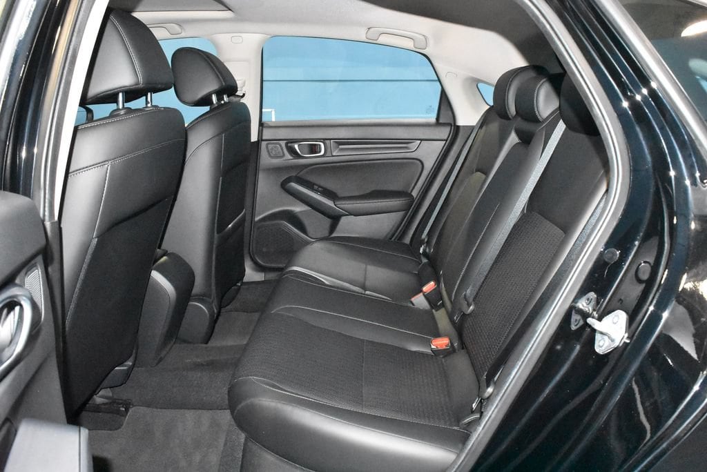 2024 Honda Civic Hatchback EX-L - Photo 20