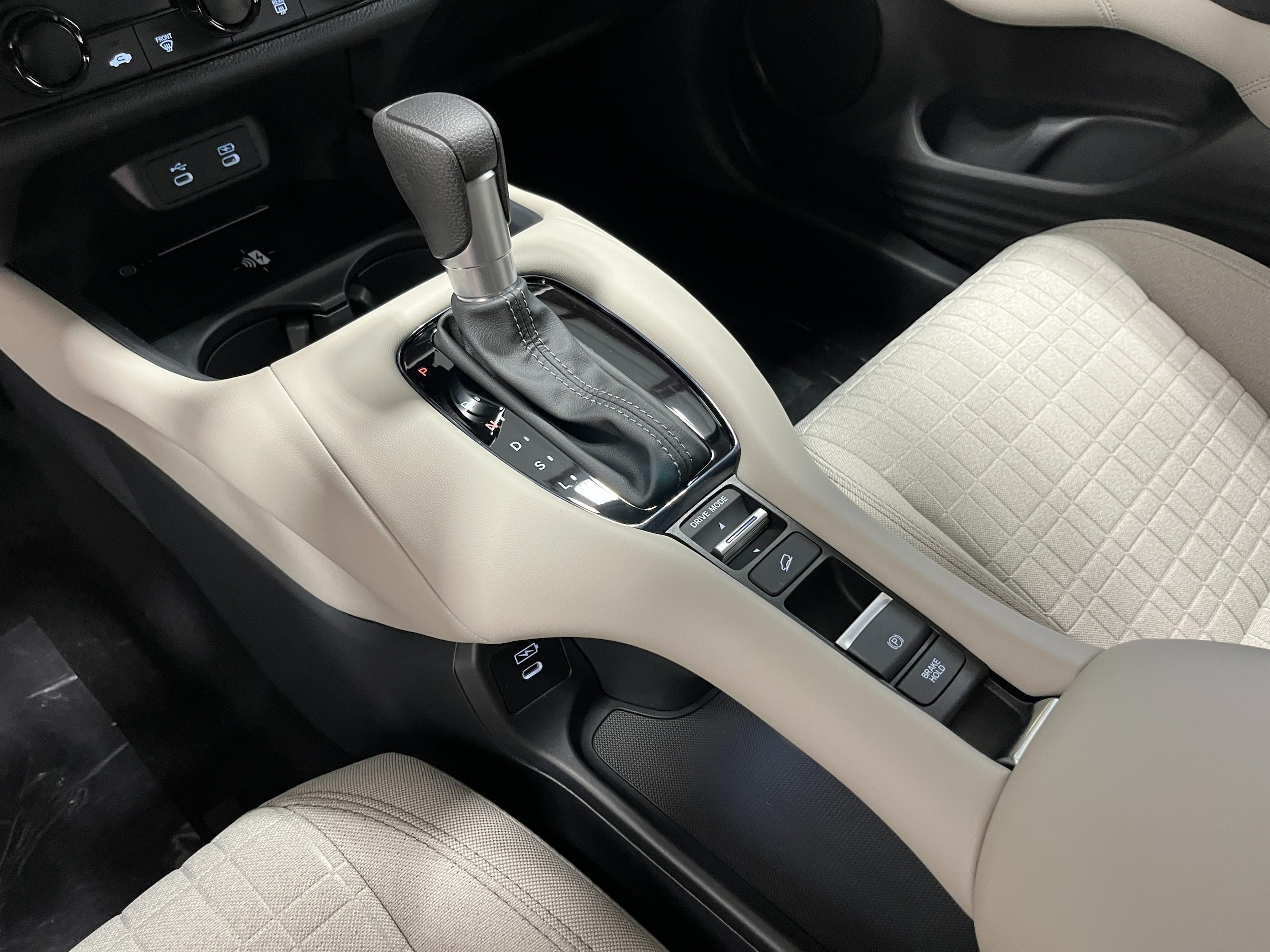 2026 Honda HR-V LX - Photo 15