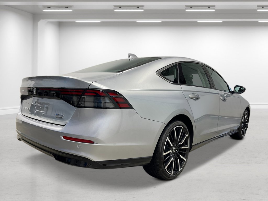2025 Honda Accord Hybrid Touring photo 2