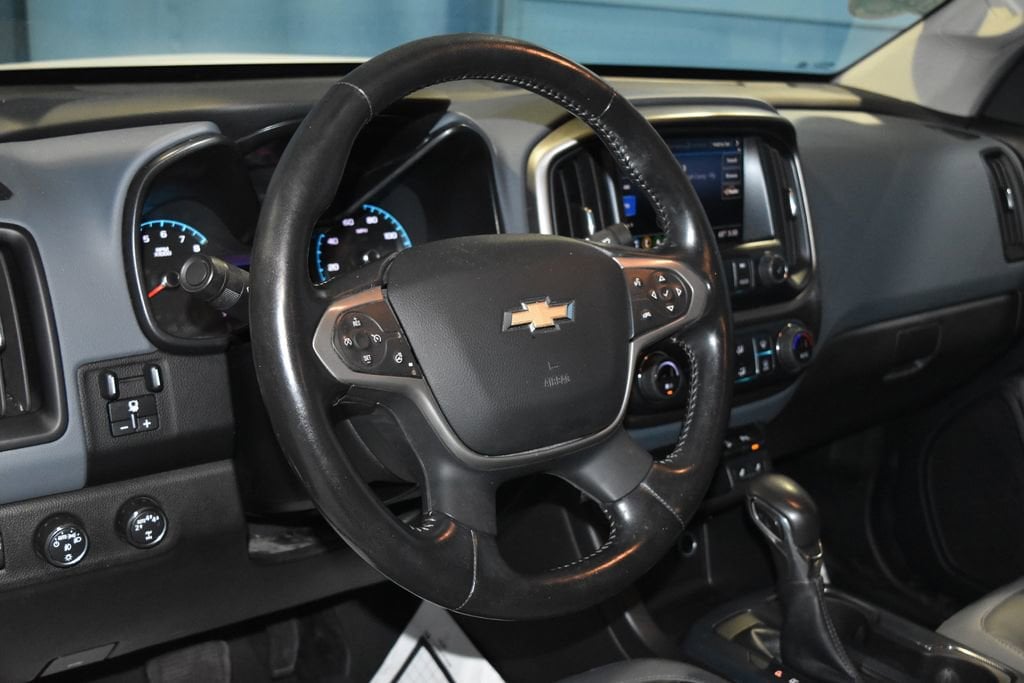 Used 2022 Chevrolet Colorado Z71 with VIN 1GCGTDEN3N1127666 for sale in Evansville, IN