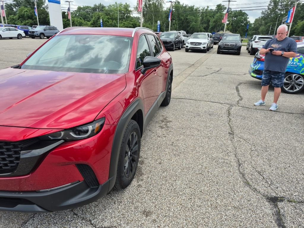 2024 Mazda CX-50 2.5 Select photo 3