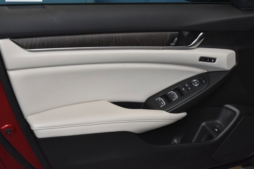 2021 Honda Accord EX-L photo 3