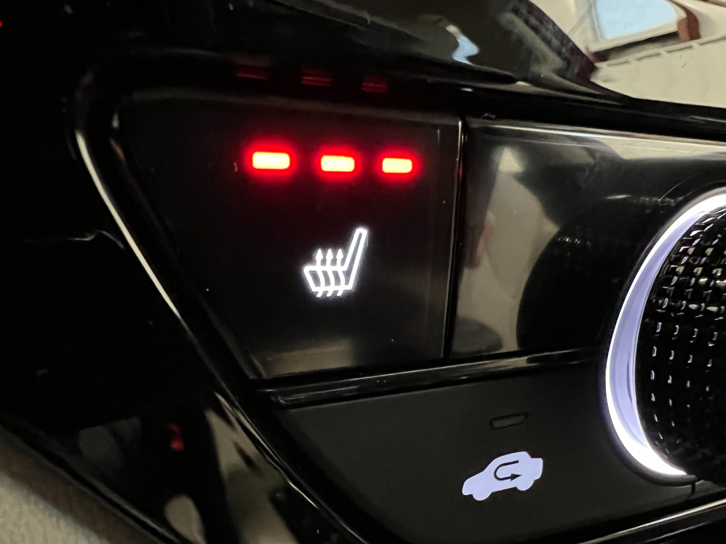 2025 Honda Accord Hybrid EX-L - Photo 18
