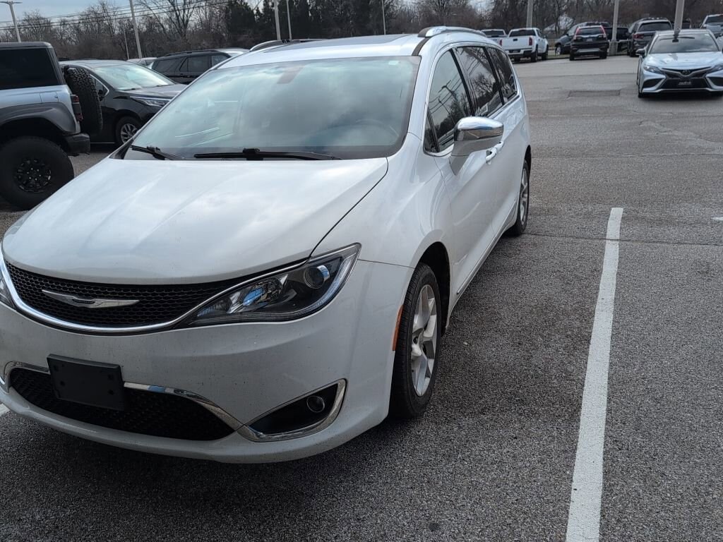 Used 2020 Chrysler Pacifica Limited 4D Passenger Van