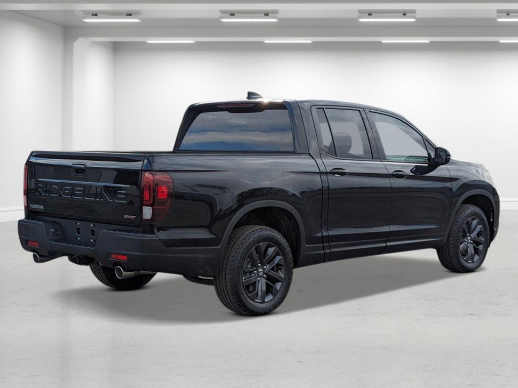 2025 Honda Ridgeline Sport photo 3