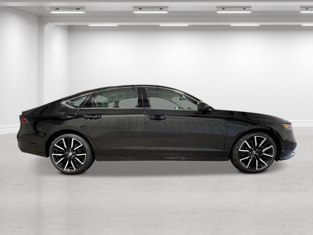 2025 Honda Accord Hybrid Touring photo 3