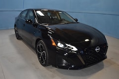 2025 Nissan Altima SR Sedan