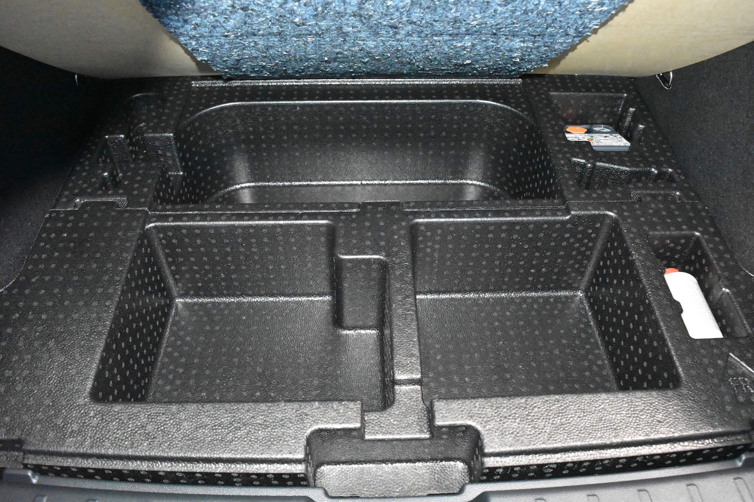 2026 Nissan KICKS SR AWD - Photo 28