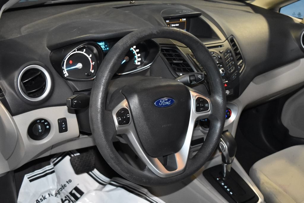 Used 2019 Ford Fiesta SE with VIN 3FADP4BJXKM144509 for sale in Evansville, IN