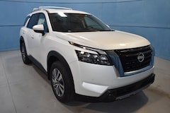 2025 Nissan Pathfinder SL SUV
