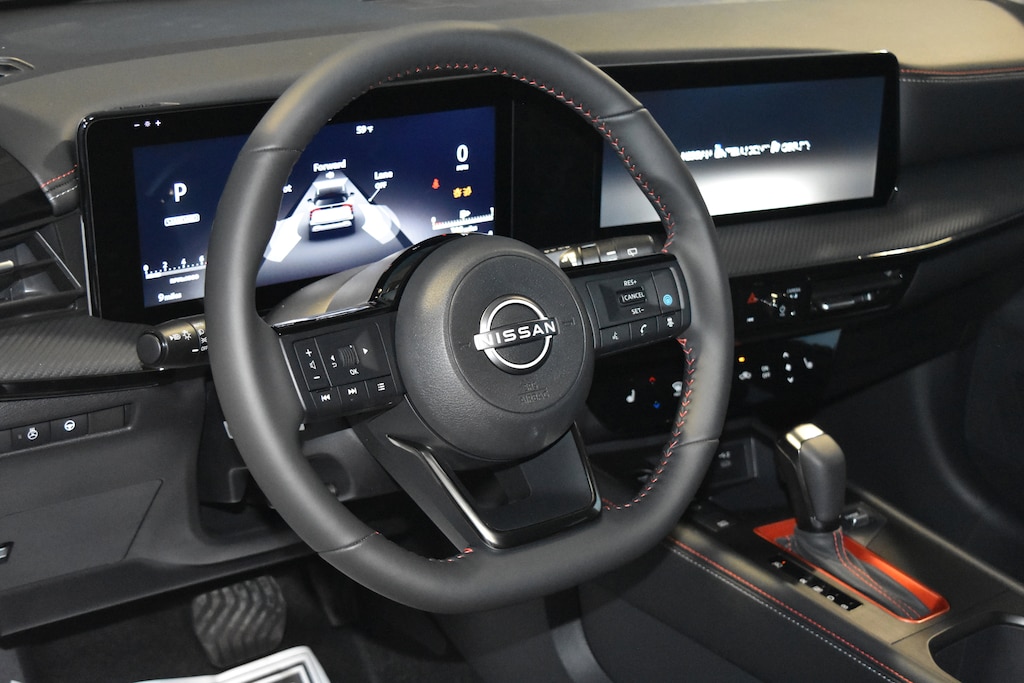 New 2026 Nissan Kicks SR SUV