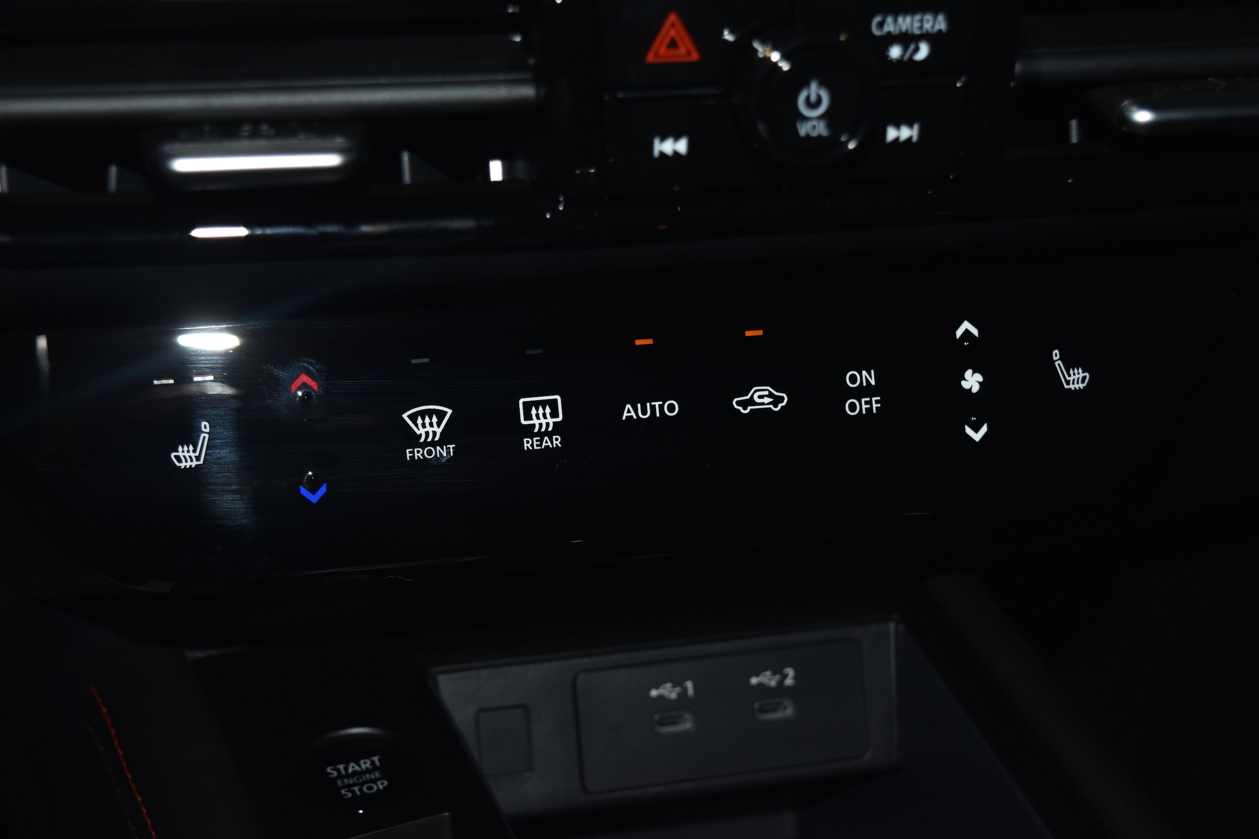 2026 Nissan KICKS SR AWD - Photo 11