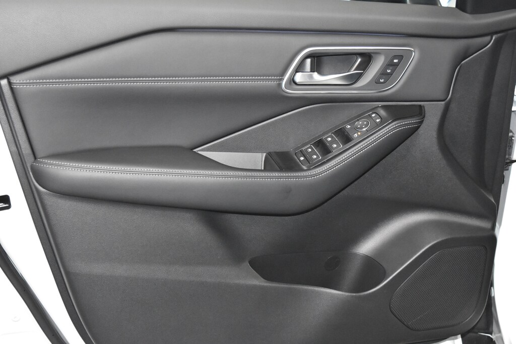 New 2026 Nissan Rogue Platinum SUV