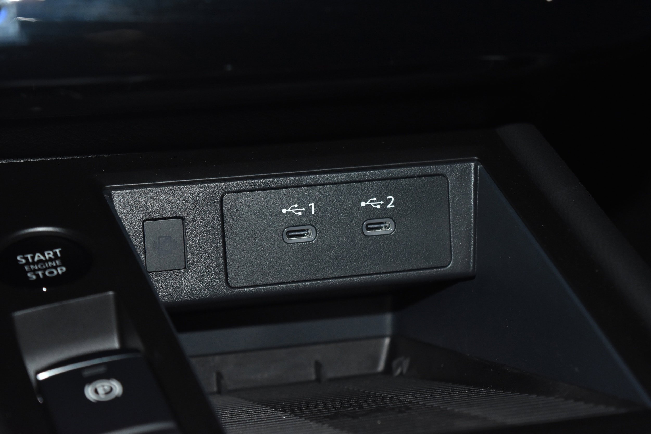 2026 Nissan KICKS SR AWD - Photo 12