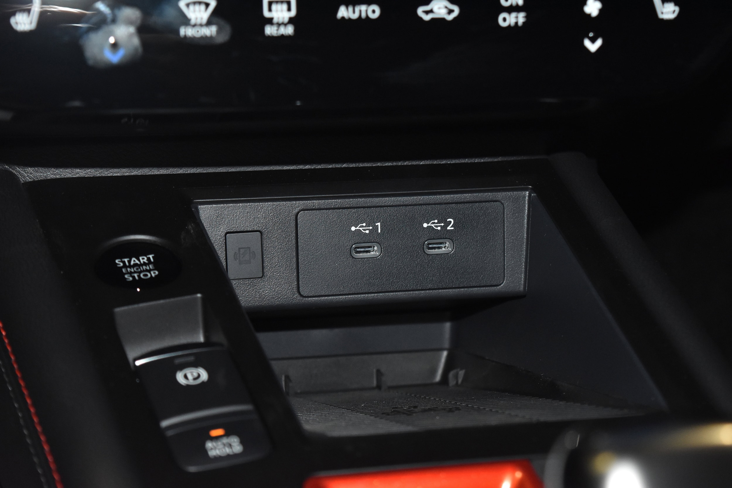 2026 Nissan KICKS SR AWD - Photo 12