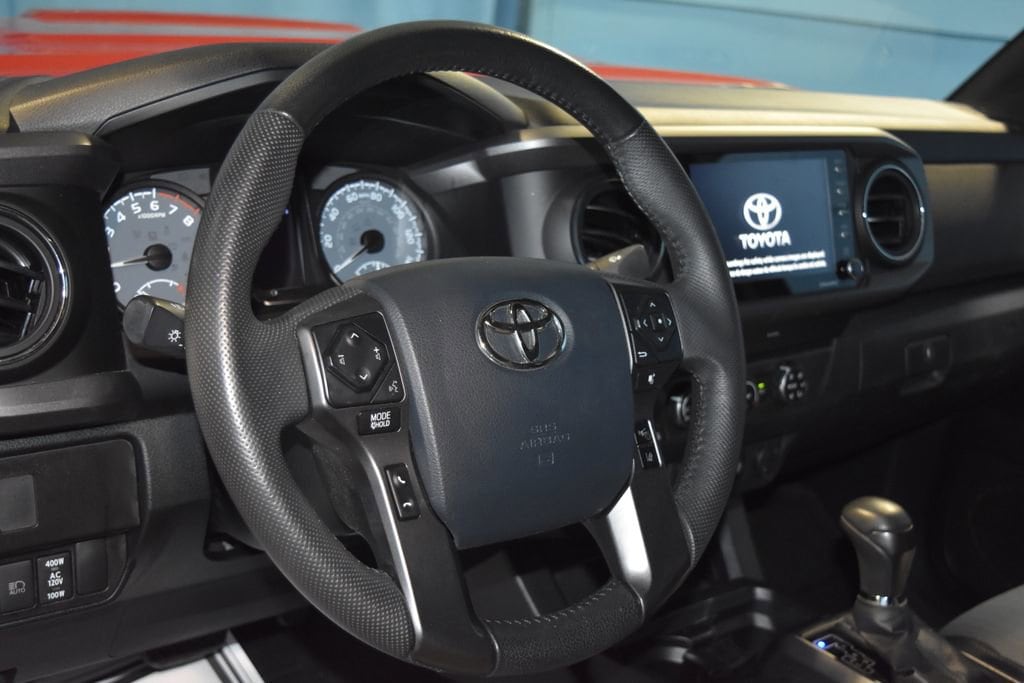 Used 2020 Toyota Tacoma TRD Sport with VIN 3TMCZ5AN8LM317472 for sale in Evansville, IN