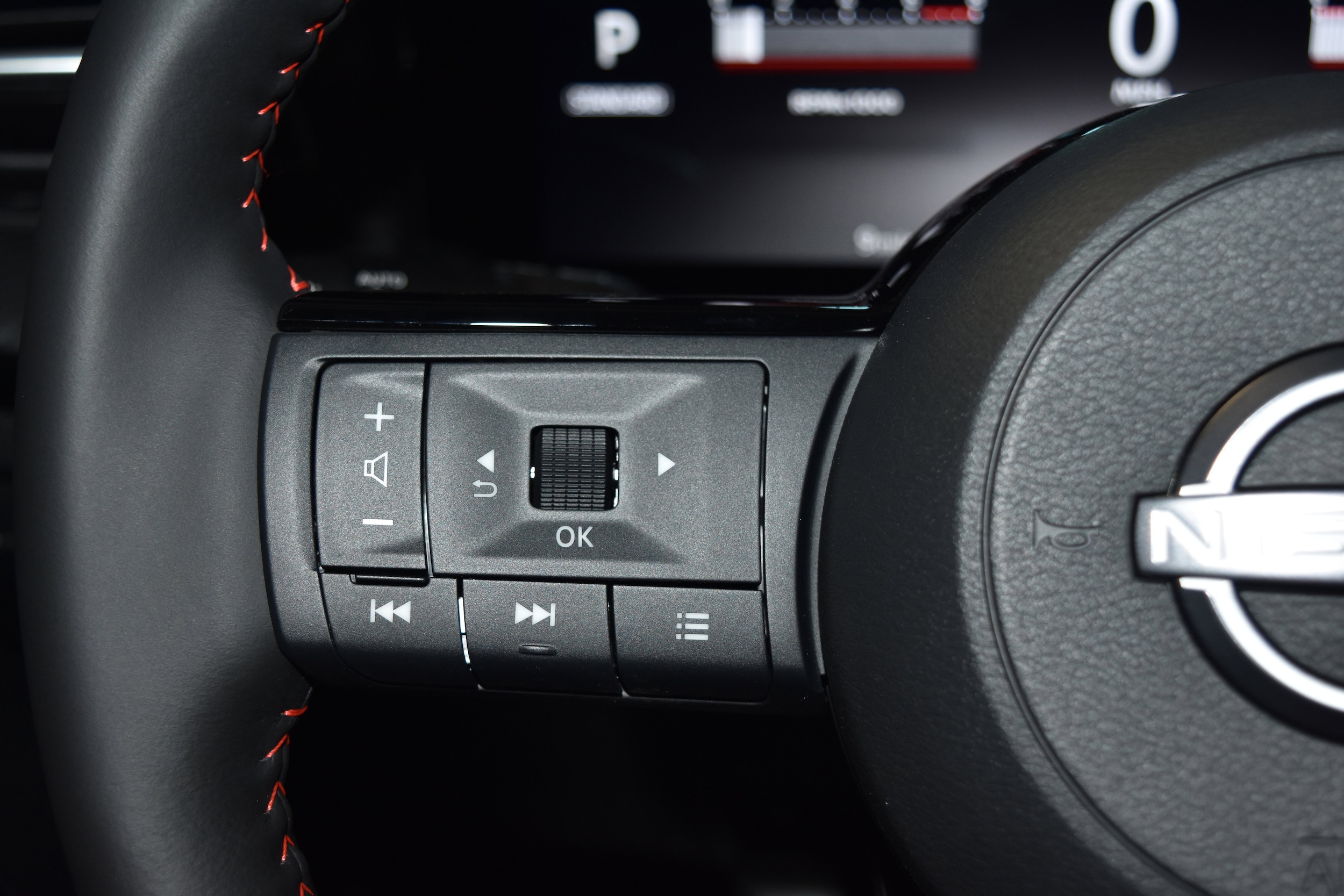 2026 Nissan KICKS SR AWD - Photo 6